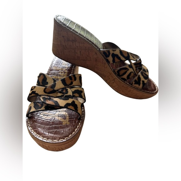 Sam Edelman Leopard Print on Dyed Horse Hair Wedges with Wood Like Detail - Picture 4 of 4